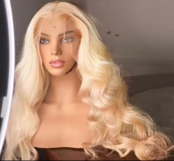 Perruque Blonde 613 Longue Ond - 613 Blonde Body Wave Lace Front Wig avis et prix